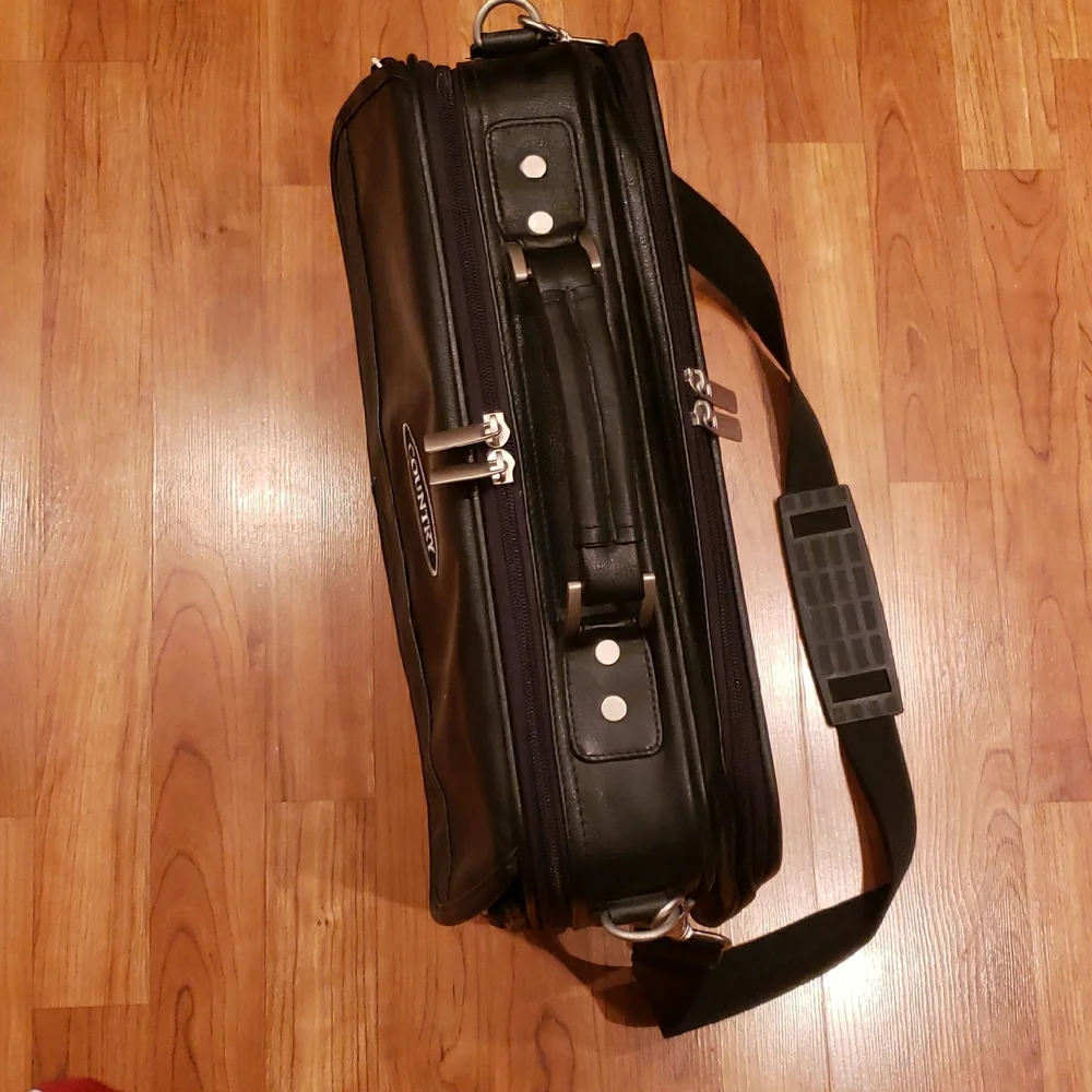 Black Leather Men's Briefcase